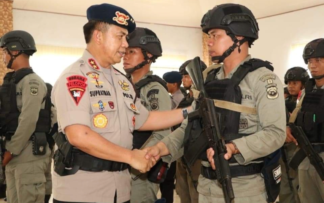 Kapolda Bengkulu Lepas 100 Personil Brimob BKO Polda Papua