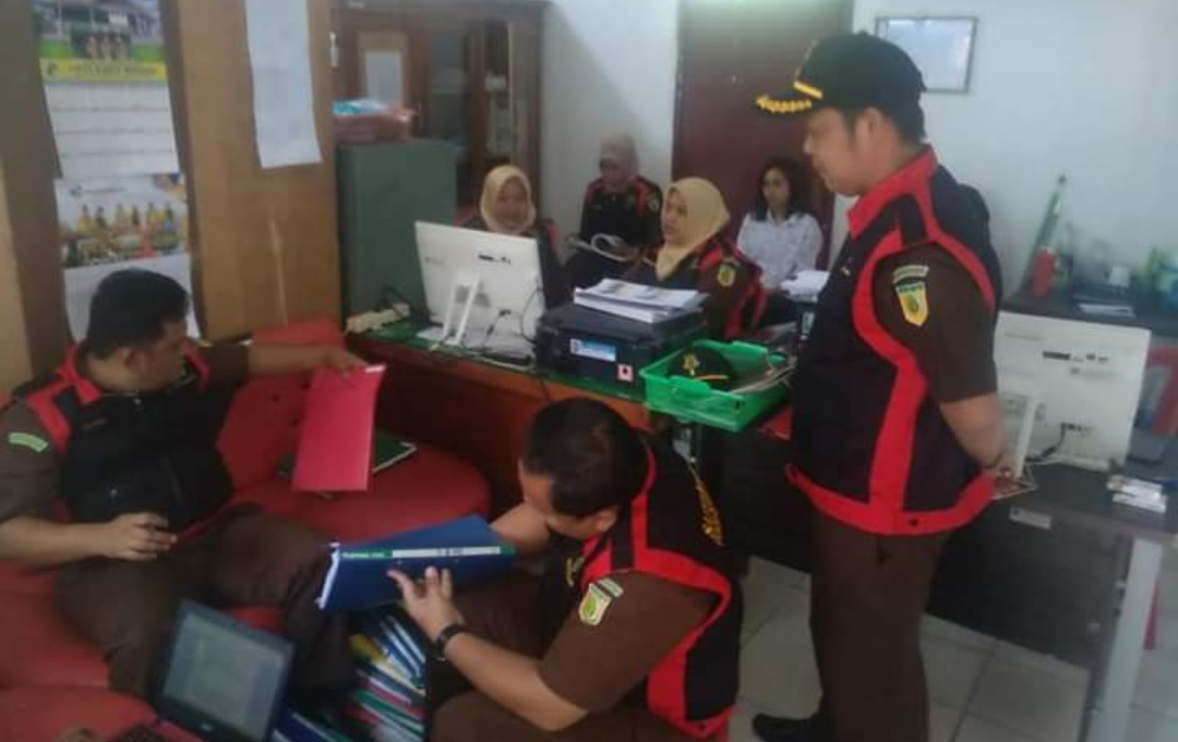 Jaksa Geledah Kantor Satpol PP Kota Bengkulu