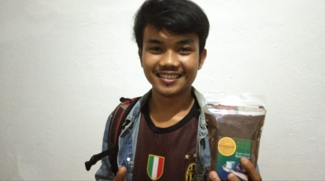 Merintis Bisnis Kopi Lewat Online Dari Tanah Kelahiran