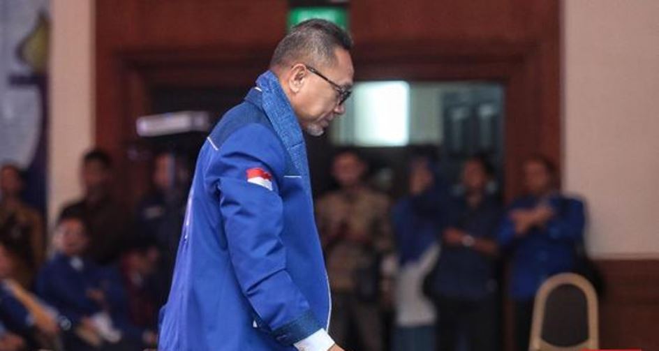 Diwarnai Insiden Berdarah, Zulkifli Hasan Kembali Pimpin PAN
