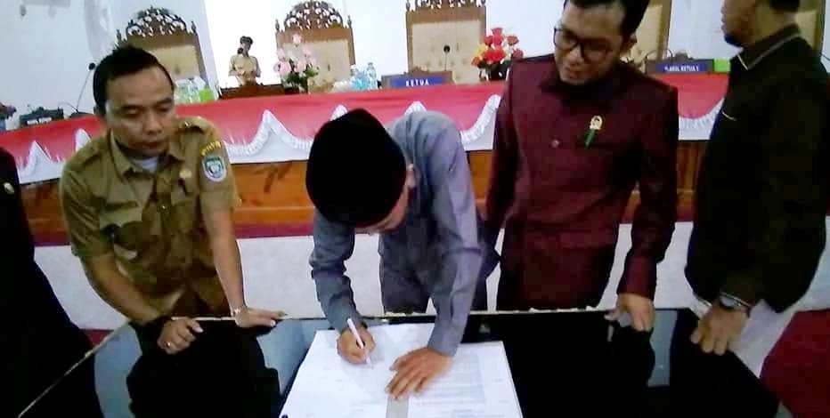 Babinsa Koramil Jongkat Cek Kondisi Rumah Sasaran Bedah Rumah