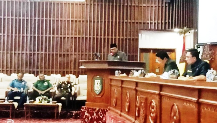 Paripurna DPRD Provinsi, Penyampaian Nota atas Raperda Usulan Gubernur Bengkulu
