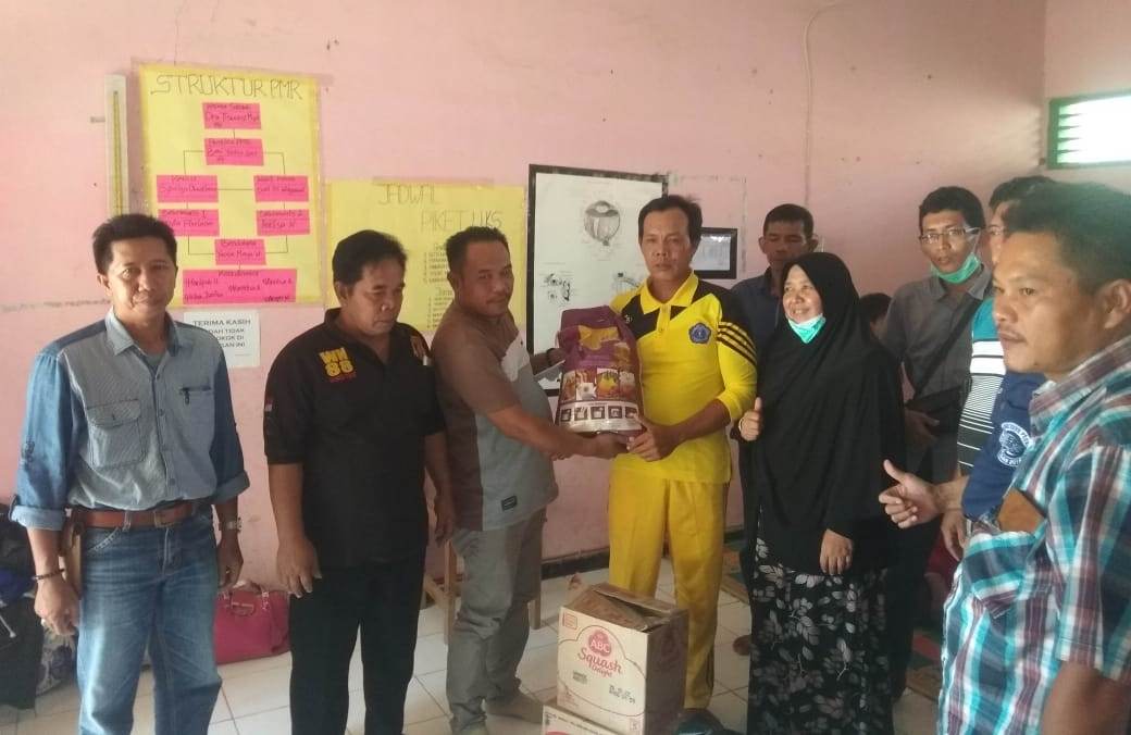 Aliansi LSM Bantu Korban Kebakaran SMP N 1 Bengkulu Utara