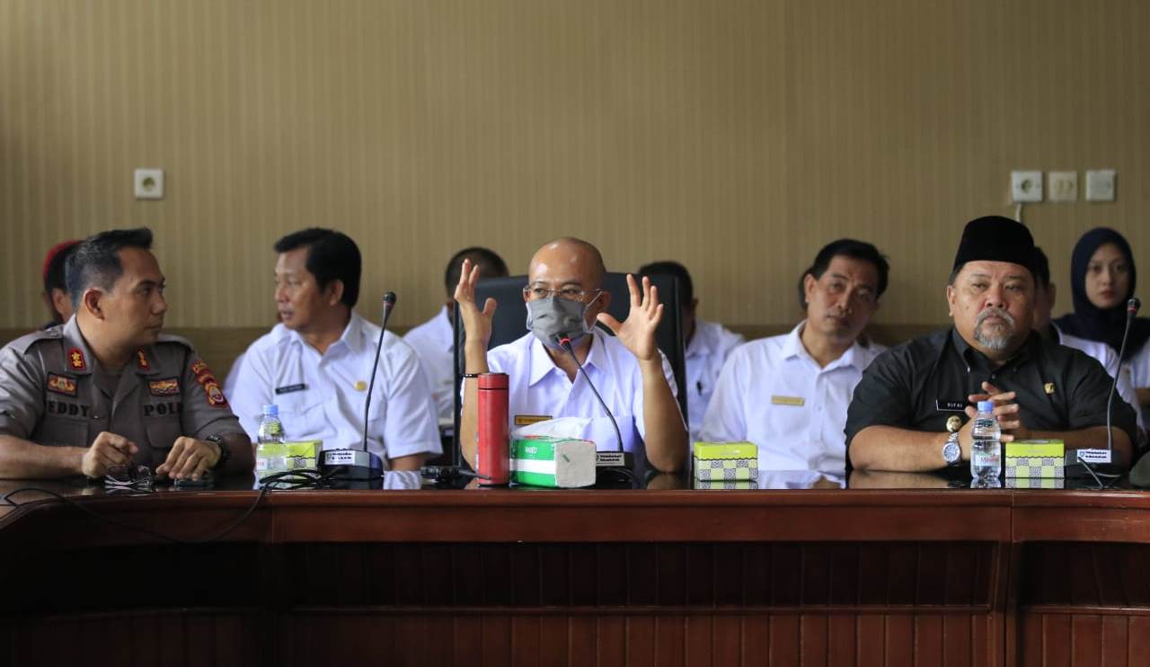 Bupati Bengkulu Selatan Gelar Rapat Tanggap Cepat Covid-19