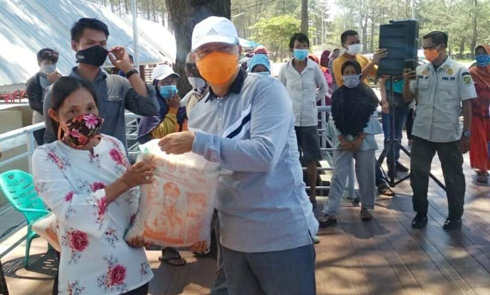 Tukang Becak, Ibu Rumah Tangga, dan PKL: Terima Kasih Pak Gubernur