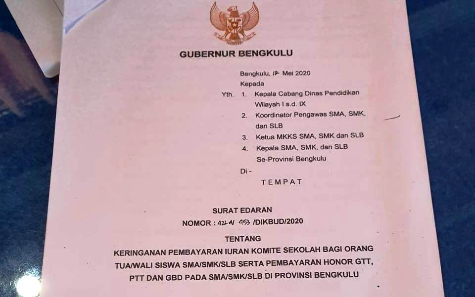 Ringankan Beban Wali Murid, Iuran Komite SMA/SMK Sederajad Dipotong 50 Persen