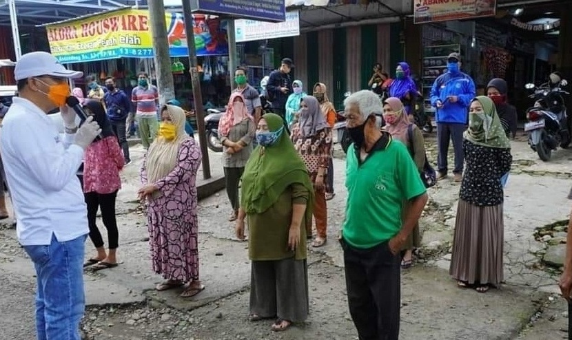 Tekan Covid-19, Gubernur Minta Pedagang Wajib Pakai Masker