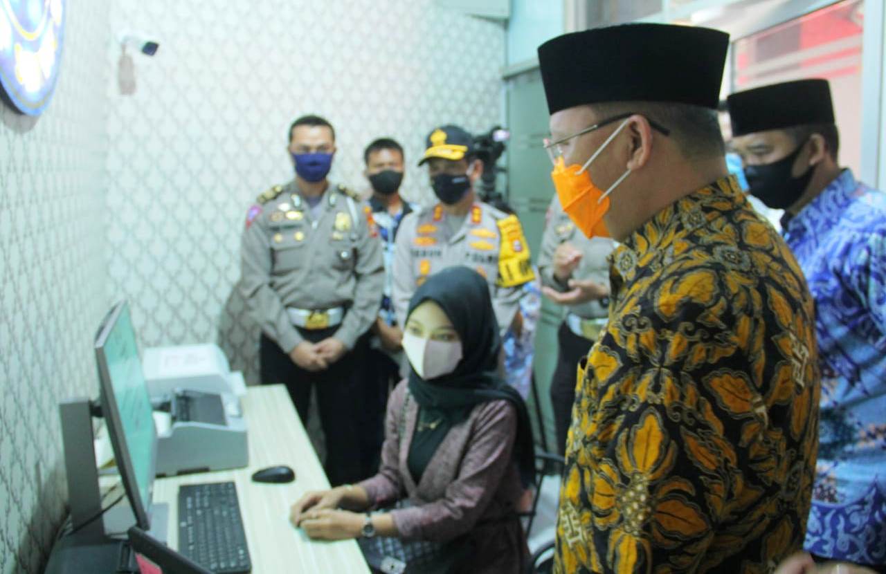 Samsat Self Service Beri Kemudahan Masyarakat Bayar Pajak