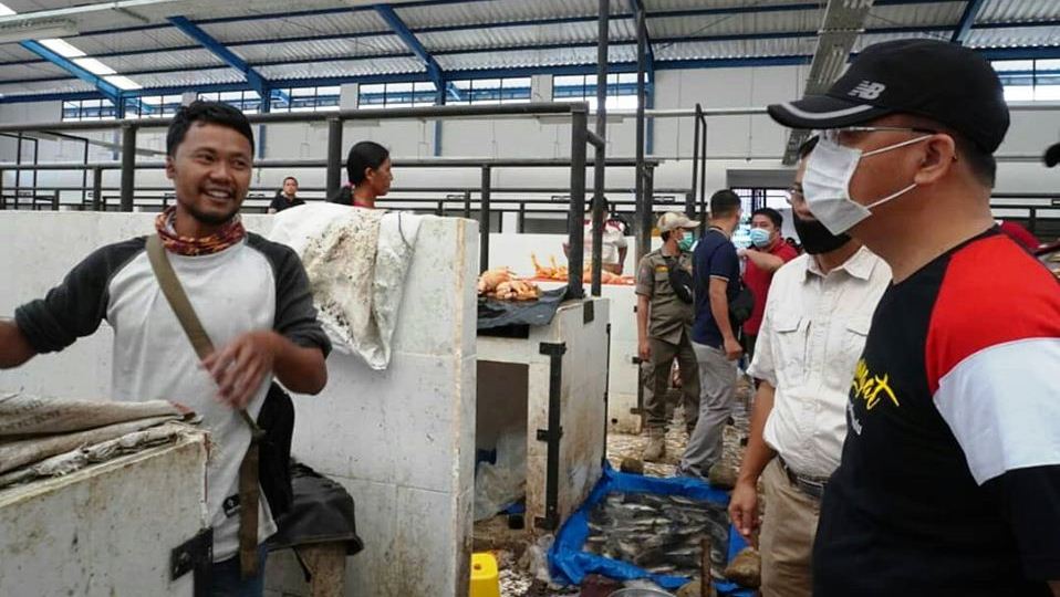 Gubernur Rohidin Ingatkan Pedagang Patuhi Protokol Kesehatan