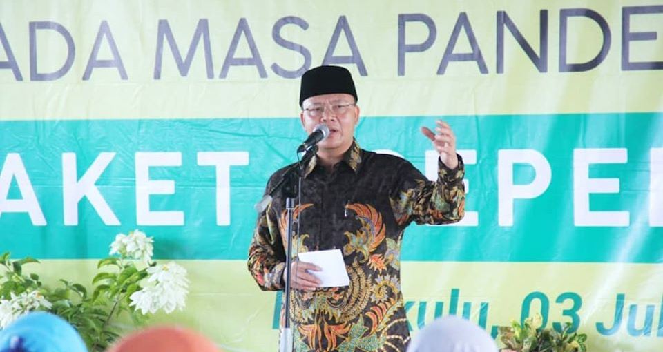 Gubernur Rohidin Gratiskan Pengurusan Izin Nelayan selama Tiga Bulan