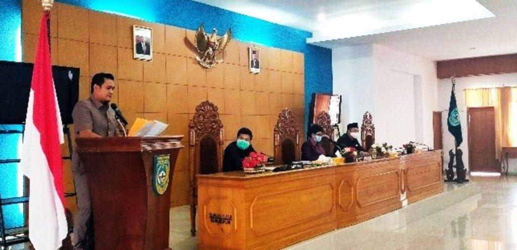 Paripurna DPRD BU Pandangan Umum Fraksi Terhadap Raperda APBD-P 2020