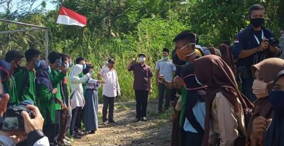 Kedatangan Gubernur di SMK Putra Nusantara 4 Disambut Antusias