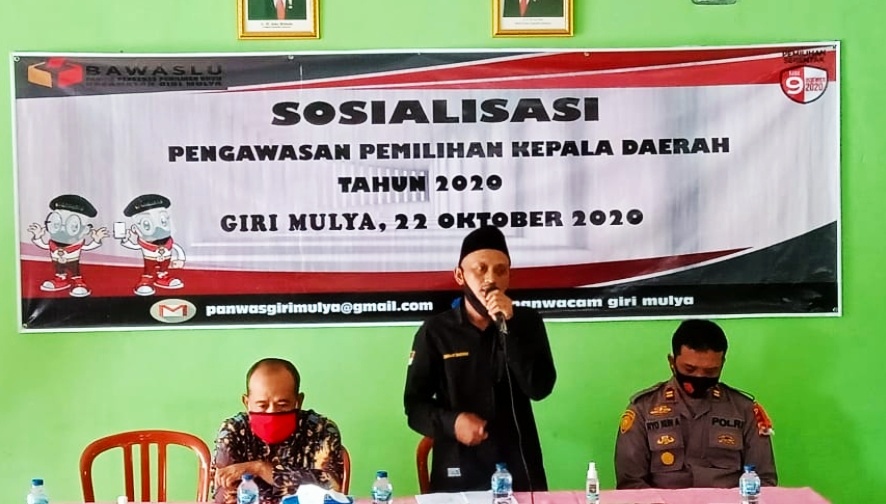 Sosialisasi, Panwascam Giri Mulya Ingatkan Netralitas Perangkat Desa