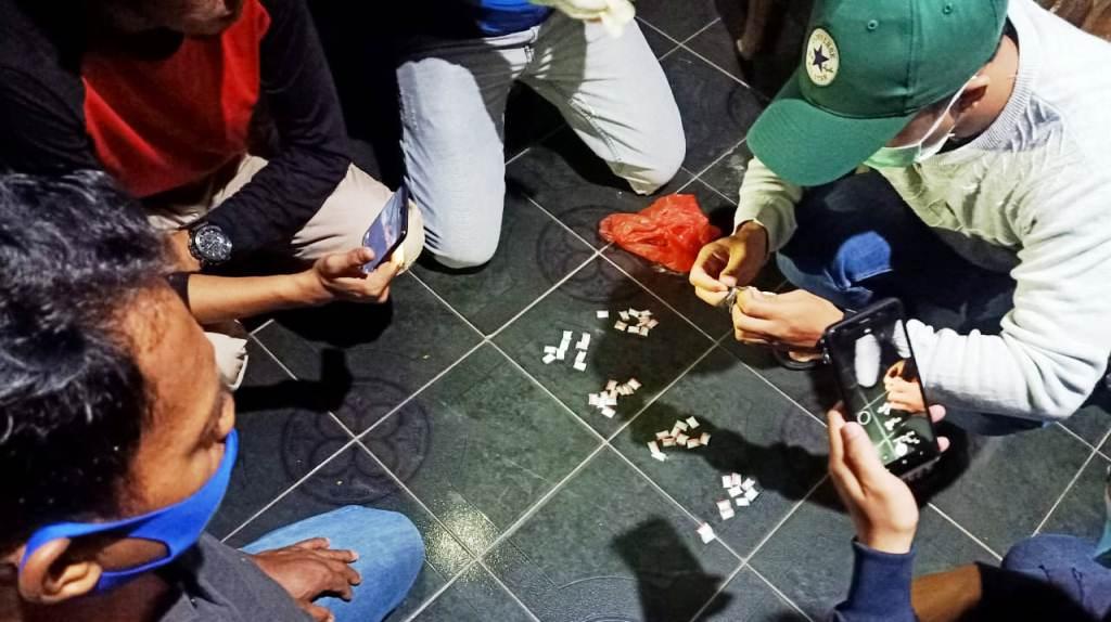 Ditresnarkoba Polda Bengkulu Bekuk Lansia Pemilik 50 Paket Sabu