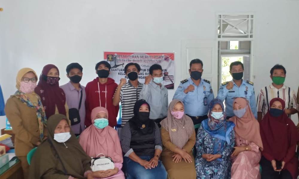 Warga Sungai Suci Diberi Penyuluhan Hukum Sekaligus Prokes COVID-19 dari Kanwil Kemenkumham Bengkulu