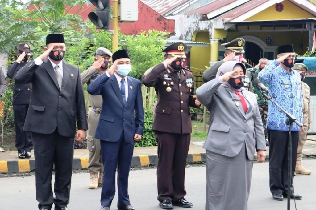 Peringati Hari Pahlawan, Pemkab Kepahiang Upacara Tabur Bunga dan Ziarah
