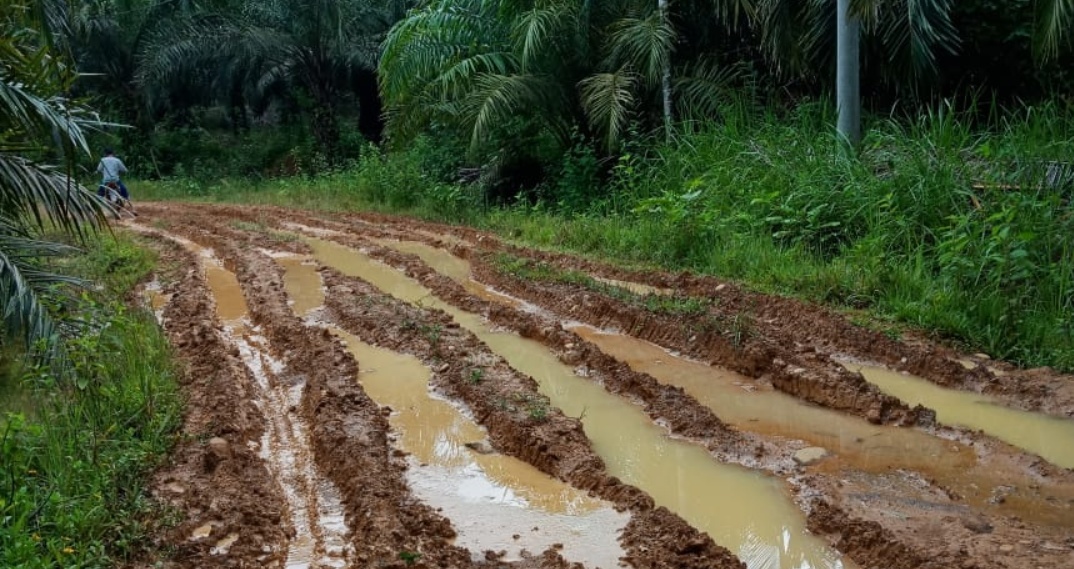 Desak Perbaikan Jalan Suban, Kades dan Warga akan Datangi Kantor Bupati