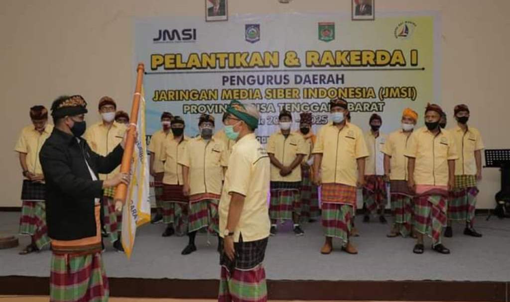 Najam di Acara Pelantikan JMS NTB: Spektrum Berpadu dengan Prisma untuk Pelangi