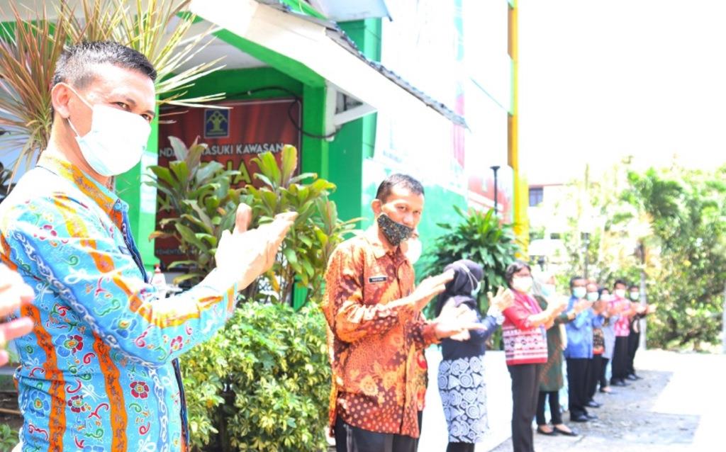 Tepuk Tangan 56 Detik dari ASN Kanwil Kemenkuham Bengkulu untuk Tenaga Medis Indonesia