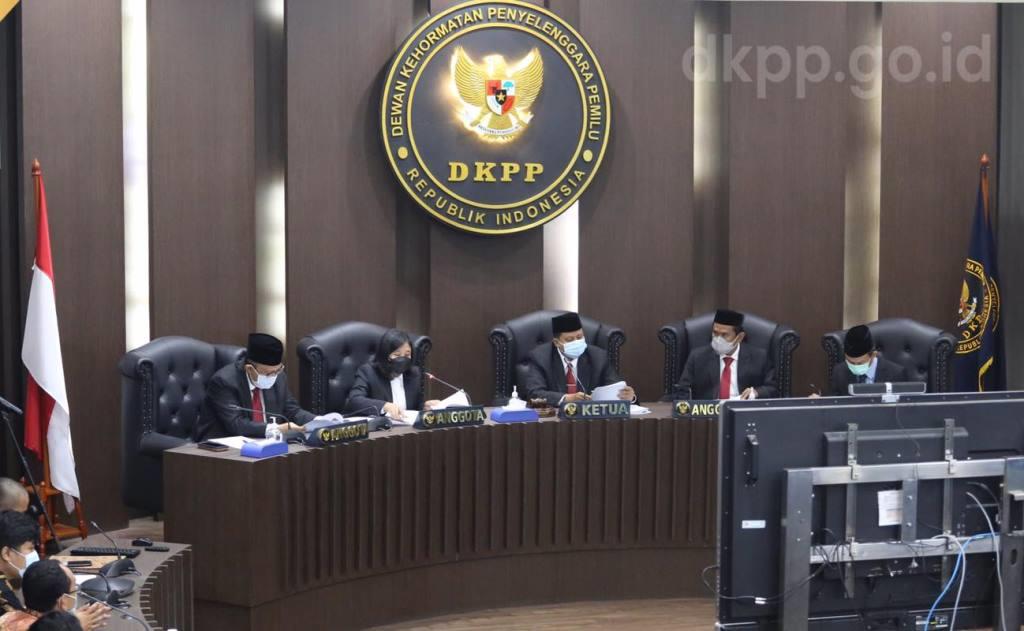 Arief Budiman Dipecat dari Ketua KPU RI