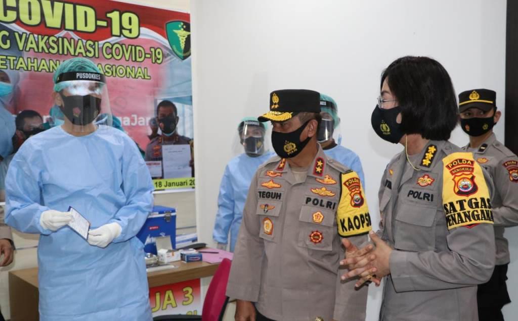 Giliran 196 Orang Nakes Polda Bengkulu Divaksin