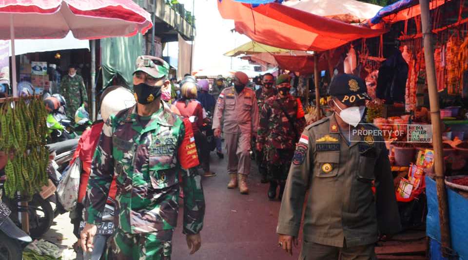 Satgas Covid-19 Gencarkan Patroli Prokes di Tempat Keramaian