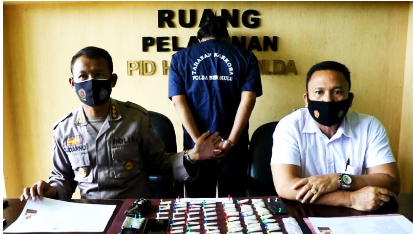 Antar Paket Sabu, Supir Travel Ditangkap Ditresnarkoba Polda Bengkulu