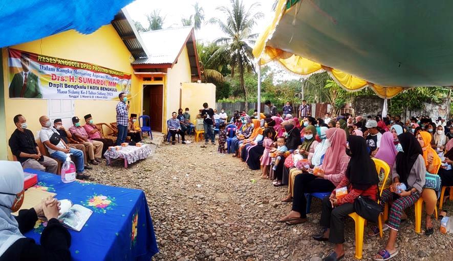 Reses Sumardi, Masyarakat Lempuing Minta Perbaikan Drainase