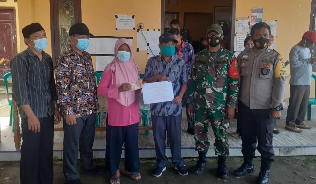 Pemdes Rantau Sialang Salurkan BLT Dana Desa 2021 Tahap I