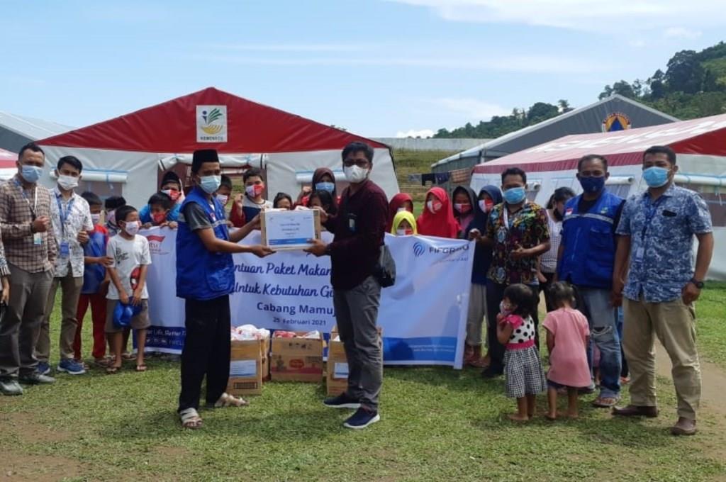 FIF GROUP Salurkan Bantuan Bencana Rp 2 Miliar Lebih di 76 Titik se-Indonesia