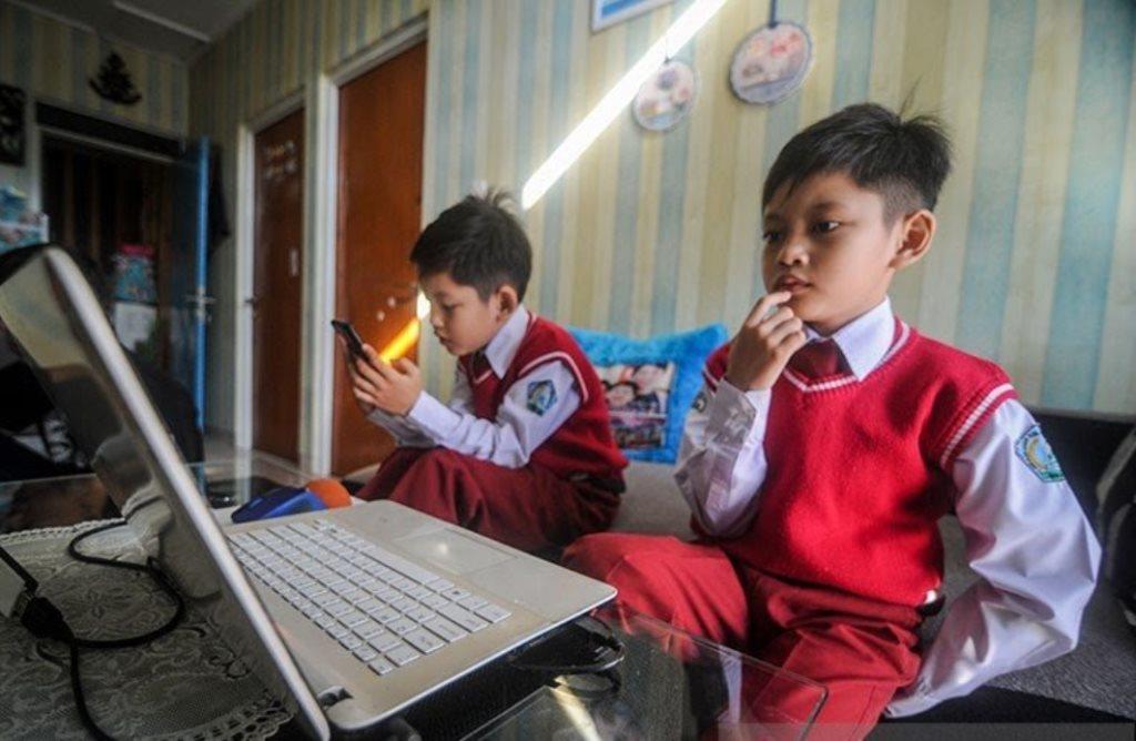 Catat! Siapa Saja Penerima Bantuan Kuota Internet untuk Belajar Daring
