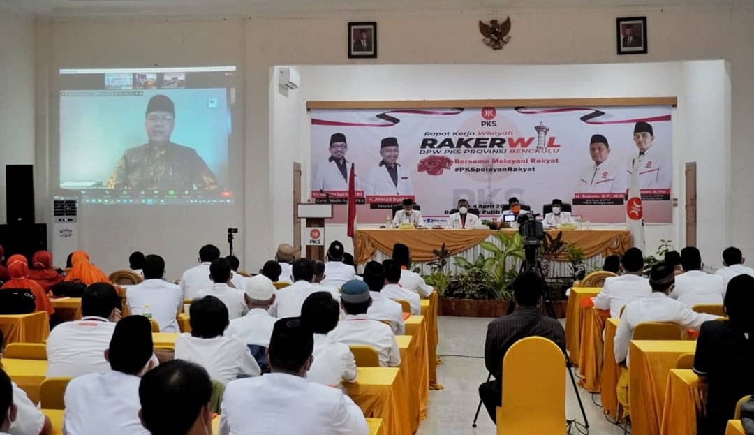 Gubernur Rohidin Ajak PKS Sinergi Melayani Masyarakat