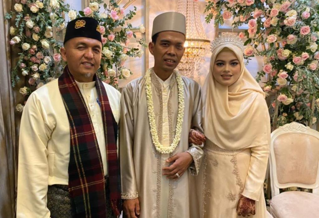 Ustaz Abdul Somad Nikahi Fatimah Az Zahra Gadis Asal Jombang