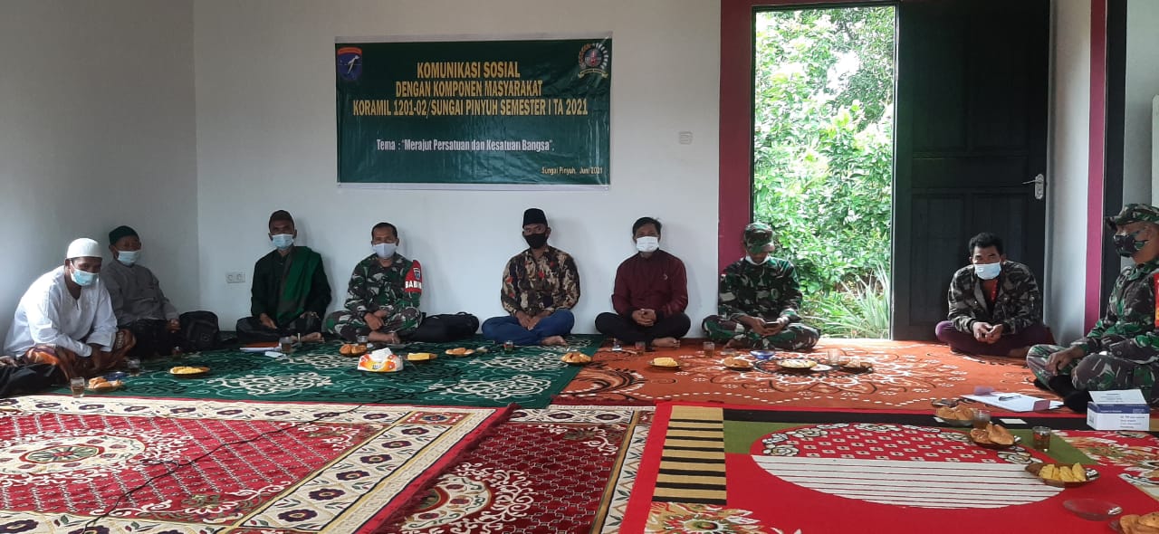 Koramil Sungai Pinyuh Ajak Warga Komsos, Demi Rajut Persatuan dan Kesatuan Bangsa