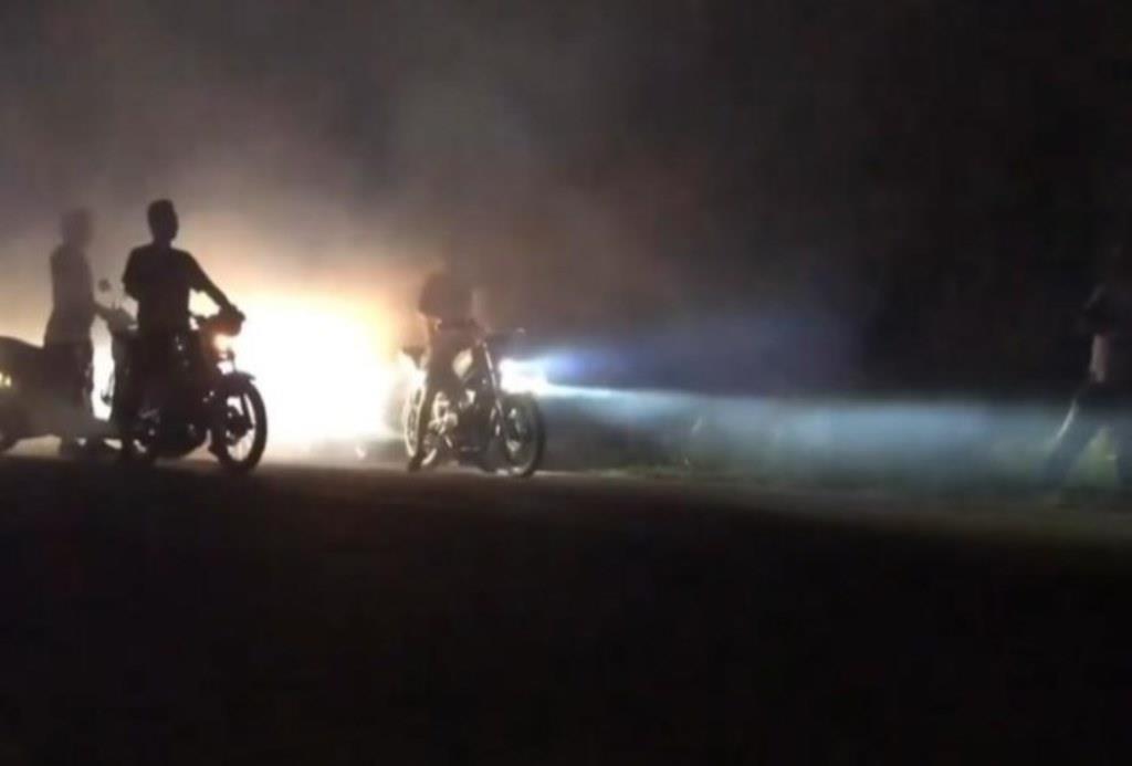 Jalan Tambal Sulam, Raungan Racing Sendal Jepit, dan Warga Terlatih Tebalkan Telinga