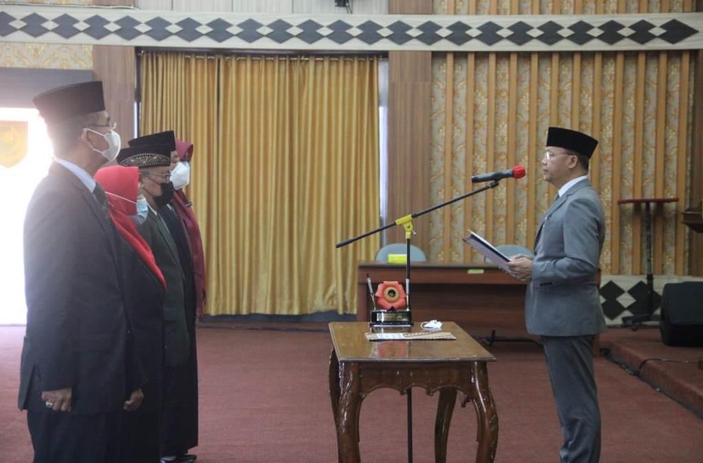 Aktivis Desak Gubernur Rohidin Rombak Jabatan Kepala Dinas Pemprov