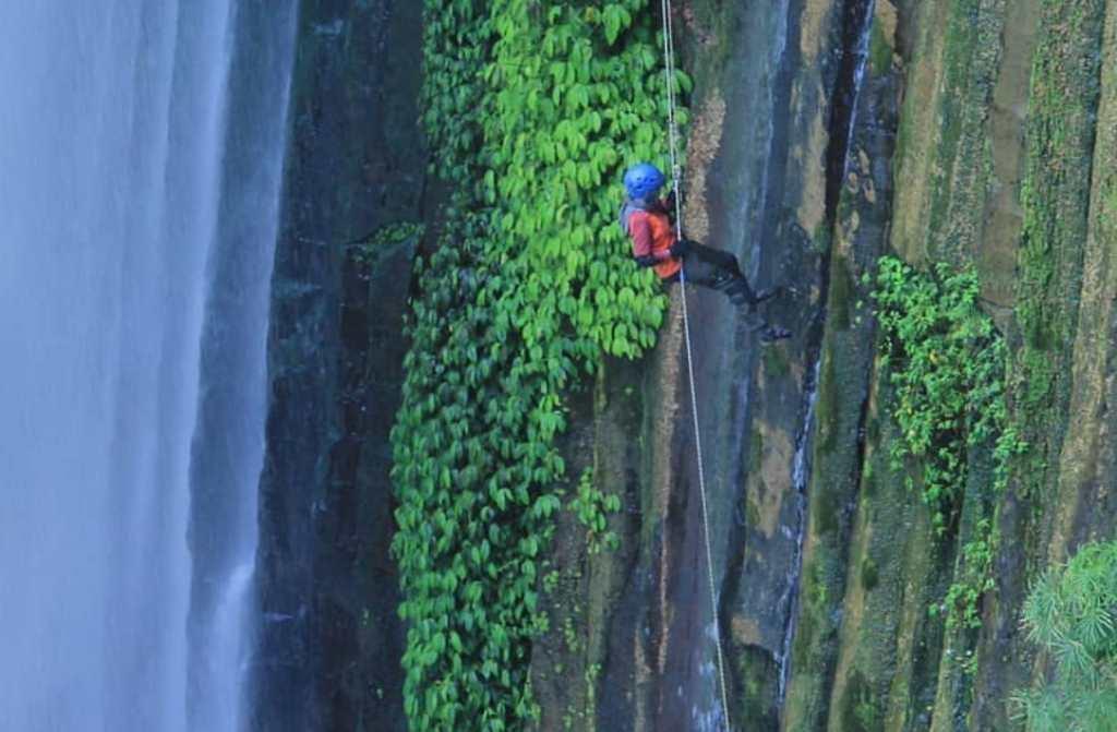 Wisata ke Desa Belitar Seberang, Ada Camping Ground Hingga Makanan Ekstrem