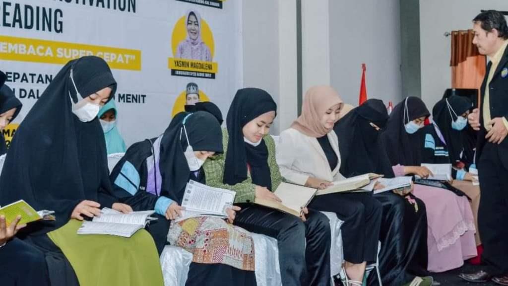 Semnas WBA Speed Reading: Teknik Baca Cepat Al Qur`an, 600 Halaman dalam 10 Menit
