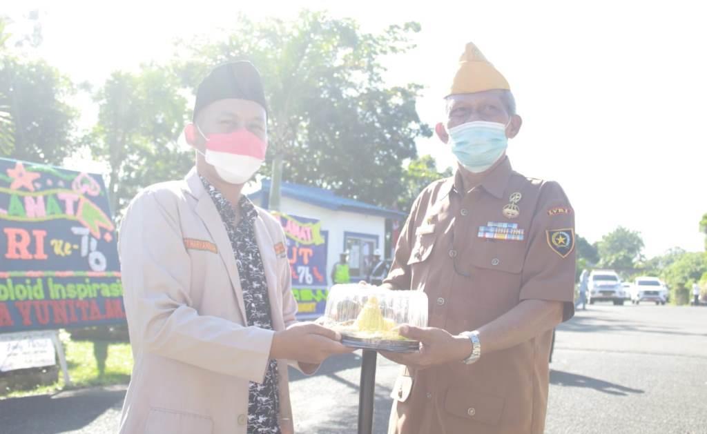 Aksi Sosial PWPM Bengkulu: Bagikan 2021 Masker, 8 Parcel, 17 Tumpeng, dan 76 Paket Sembako