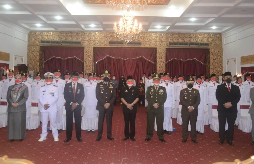 Diwakili Sekda, Gubernur Resmi Bubarkan Paskibraka Bengkulu Tahun 2021