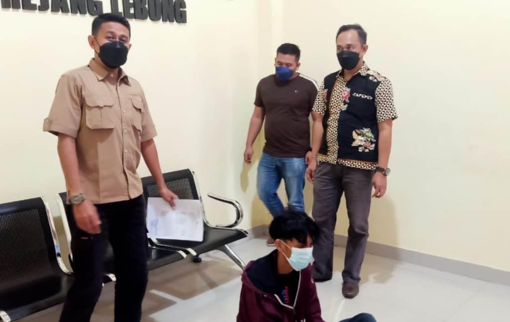 Video Hot dengan Mantan Pacar Nyebar, Pria Ini Ditangkap Polisi