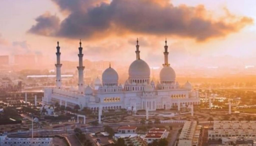 Kemenag Buka Seleksi Imam Masjid untuk Dikirim ke Uni Emirat Arab