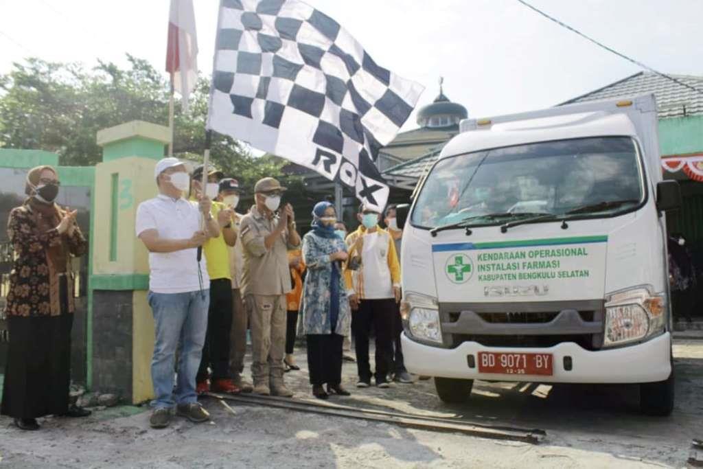 Gubenur Rohidin Lepas Distribusi Vaksin Covid-19 untuk Kabupaten/Kota