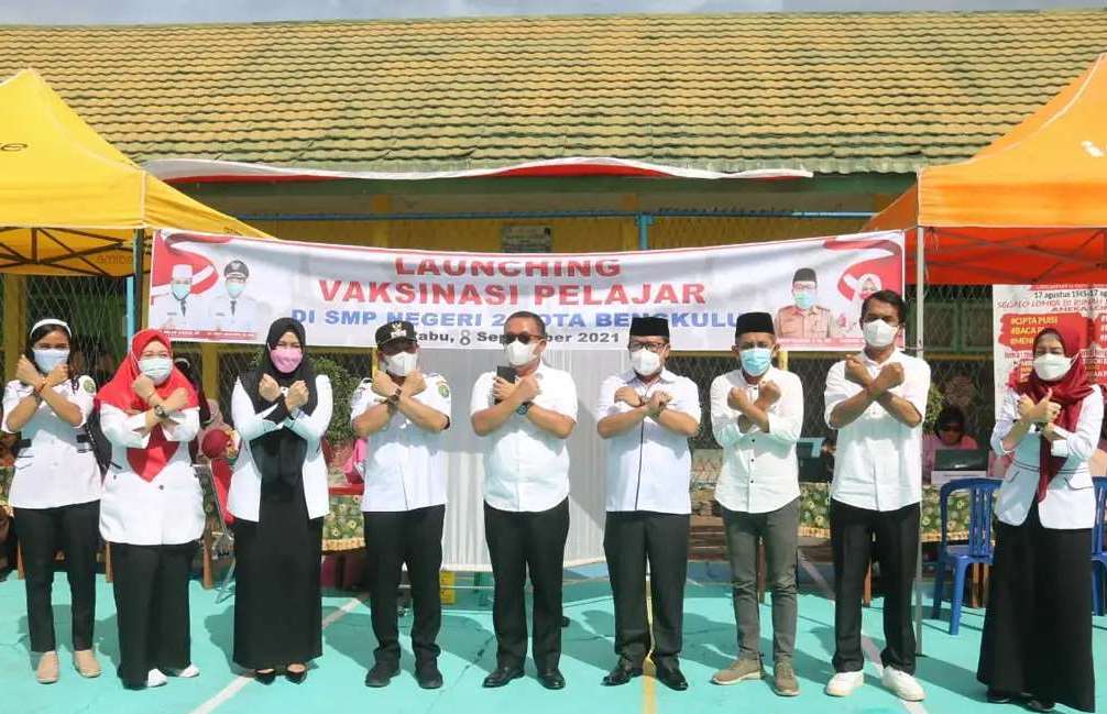 Launching Vaksinasi Pelajar, Wawali Dedy: Jangan Ragu untuk Divaksin