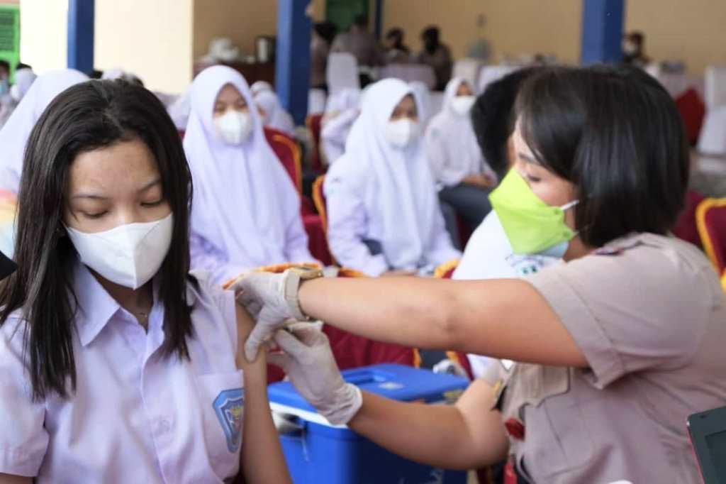 Animo Pelajar Bengkulu Ikuti Vaksinasi Covid-19
