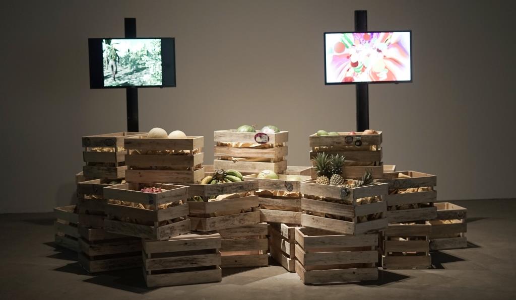 Kala Seni Merespons Spektrum Berkelanjutan dari Dunia Nyata ke Dunia Maya