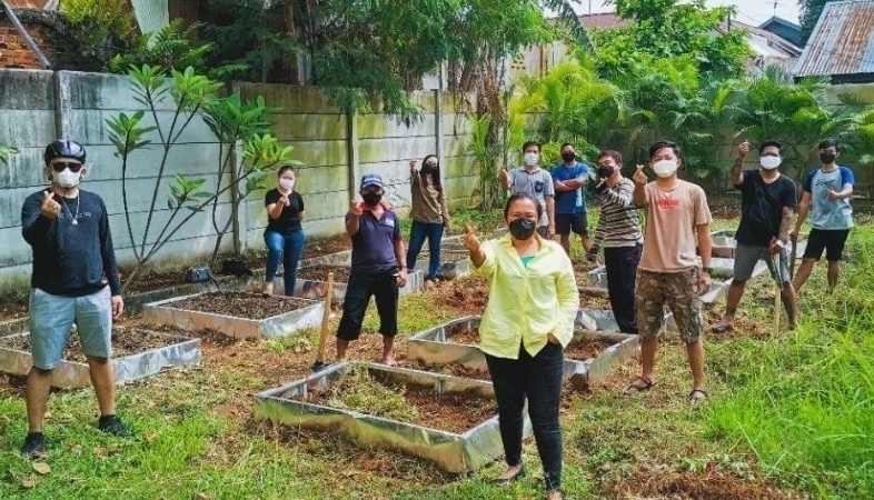 Mercure Bengkulu Bercocok Tanam Dukung Program Planet 21