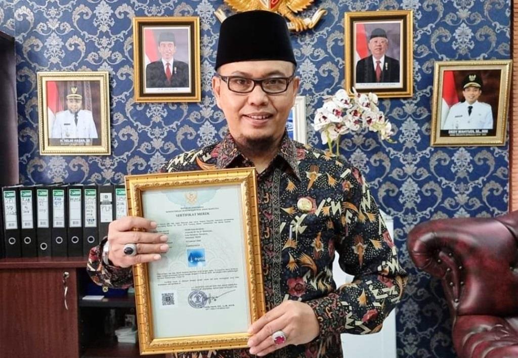 AMDK Hidayah Water Resmi Miliki Sertifikat Merek