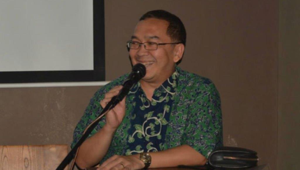 Kisah Gray Zain yang Viral Saat Mulai Kuliah S1 pada Usia 58 Tahun