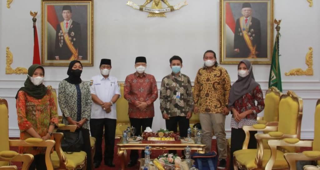 Sasar Kawasan Pedalaman, Program 1000 Guru Diapresiasi Gubernur